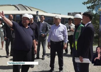 Бейбіт Исабаев Талдықорғандағы құрылыс нысандарын аралады