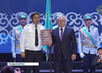 В области Жетысу торжественно отметили День казахстанской полиции