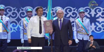 В области Жетысу торжественно отметили День казахстанской полиции