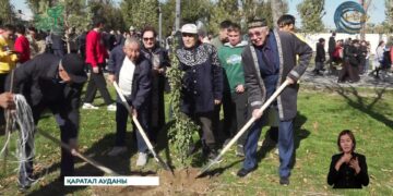 Қаратал ауданының орталығында жаңартылған орталық саябақ ашылды